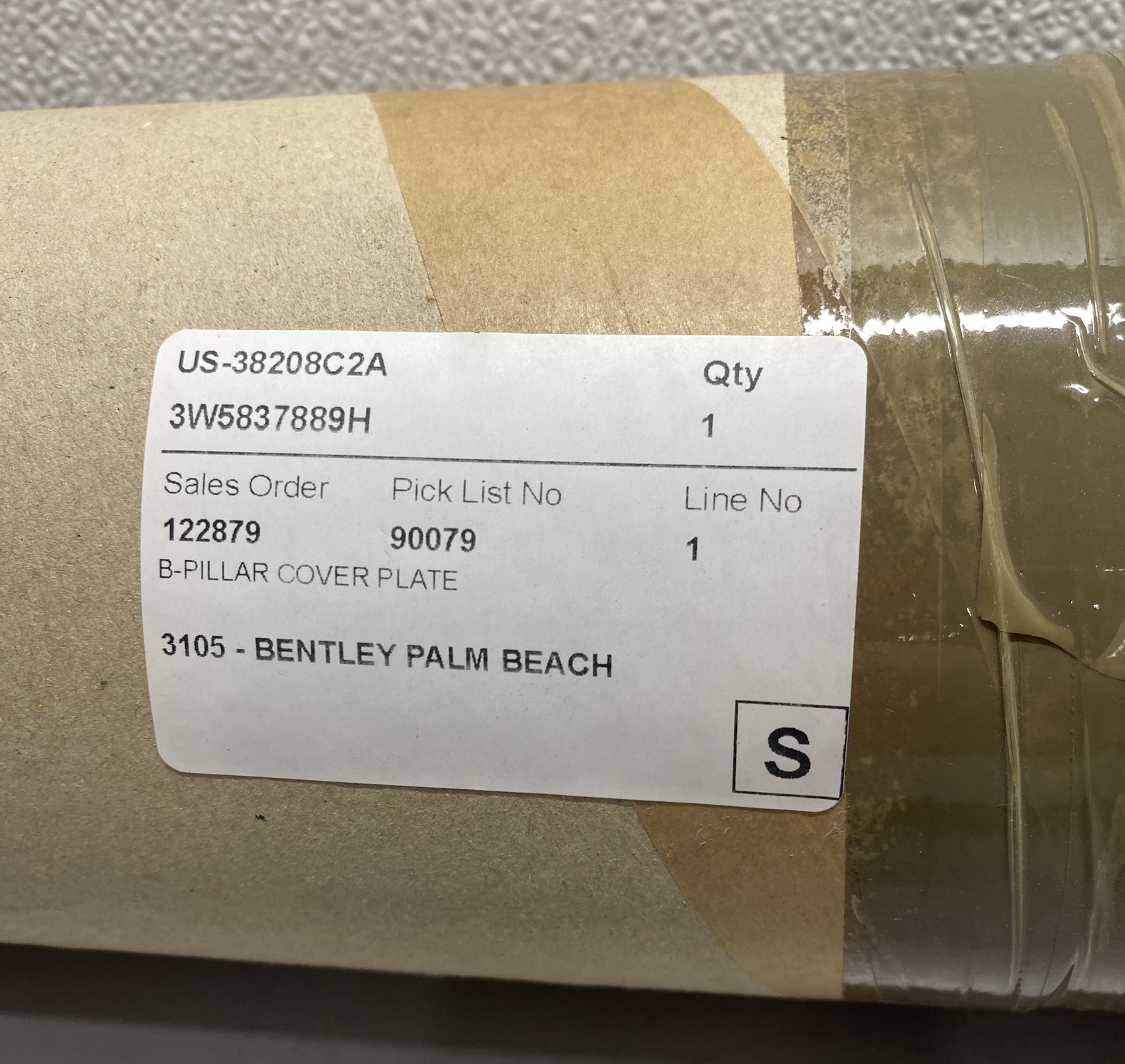Bentley Flying Spur Pillar trim