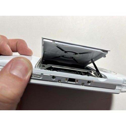 SONY PSP-2001 Star Wars DARTH VADER EDITION AS IS Wadliwy zły ekran - Zdjęcie 10 z 10