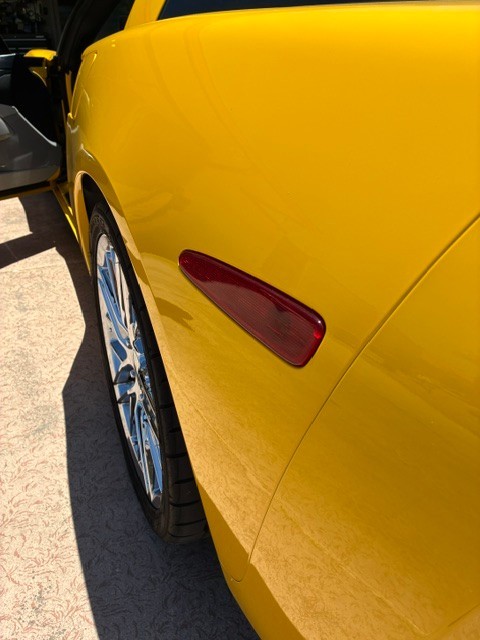 2009 Yellow Chevrolet Corvette   | C6 Corvette Photo 4