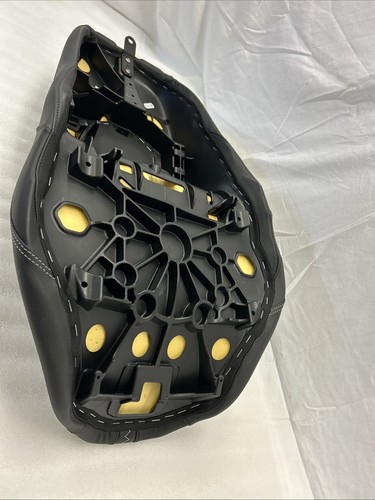 LIKE NEW Genuine Harley Davidson Seat 2023 CVO 2024 up Road Glide Street Glide - Picture 14 of 16