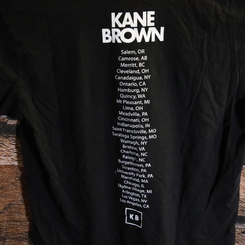 Camiseta Kane Brown Gira de Conciertos Negra Talla Mediana Música Country - Imagen 4 de 5