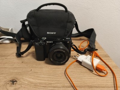 Sony Alpha a6000 Spiegellose Systemkamera + 16-50mm OSS