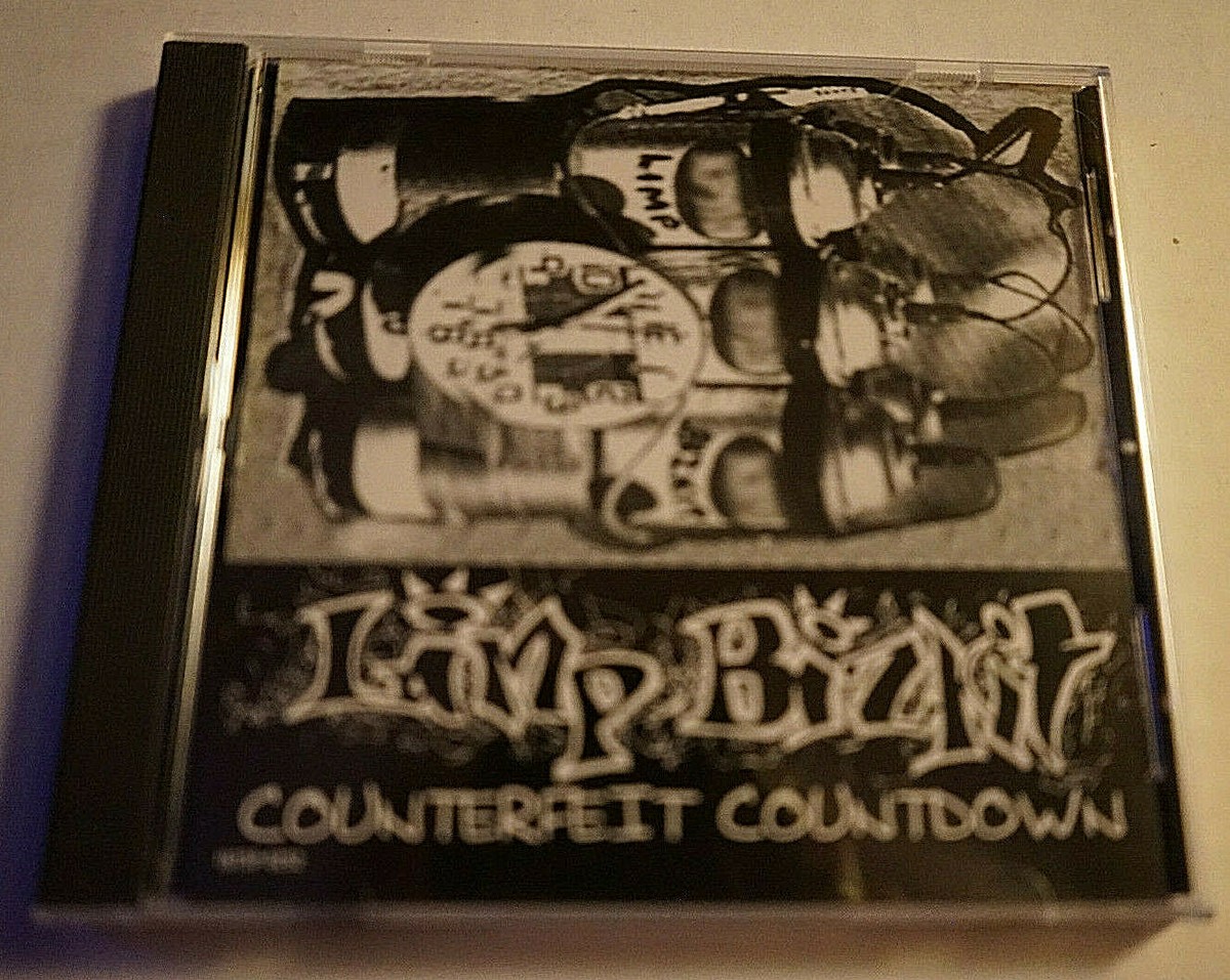 トップス 2000s winni lok destroy kint archive Hazing Over - Windbreaker – 1126 Records