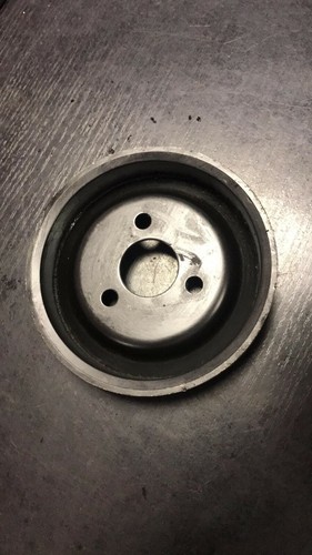 BMW 5 (E39) Servopumpe Riemenscheibe 2246719 Diesel