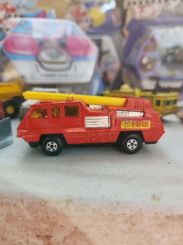Vintage Matchbox 1975 Fire Truck BLAZE BUSTER Superfast No.22 Lesney England Red