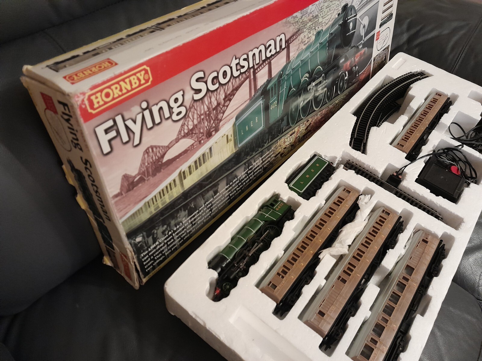 Hornby R1039 Flying Scotsman Train Set OO Gauge eBay