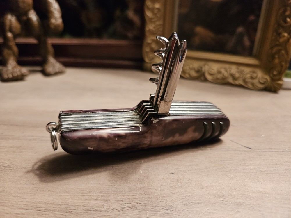 Must-Have Multi-Tool Pocket Knife for Your Tool or Tackle Box Must-Have Multi-Tool Pocket Knife for Your Tool or Tackle Box