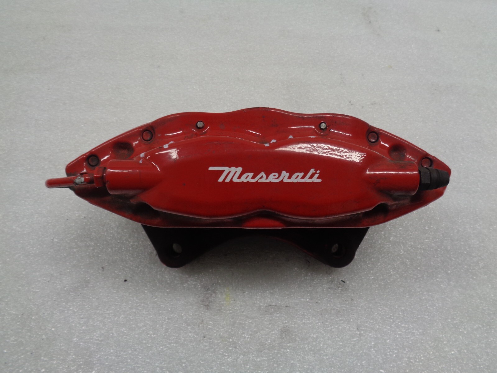14-17 Maserati Ghibli AWD Rear Right Side Brembo Brake Caliper Red OEM AK2308284