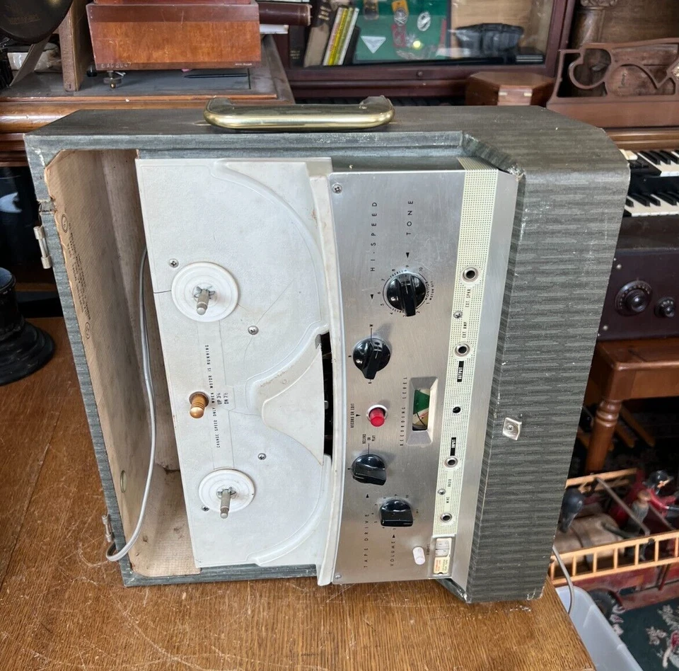 Reproductor de carrete a carrete portátil estereofónico vintage Silvertone modelo 9074 Foto 3 de 4