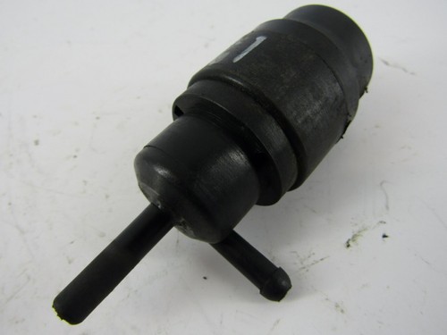 Audi 80 B3 1987 Wischwasserpumpe Waschwasser window cleaner motor sprayer