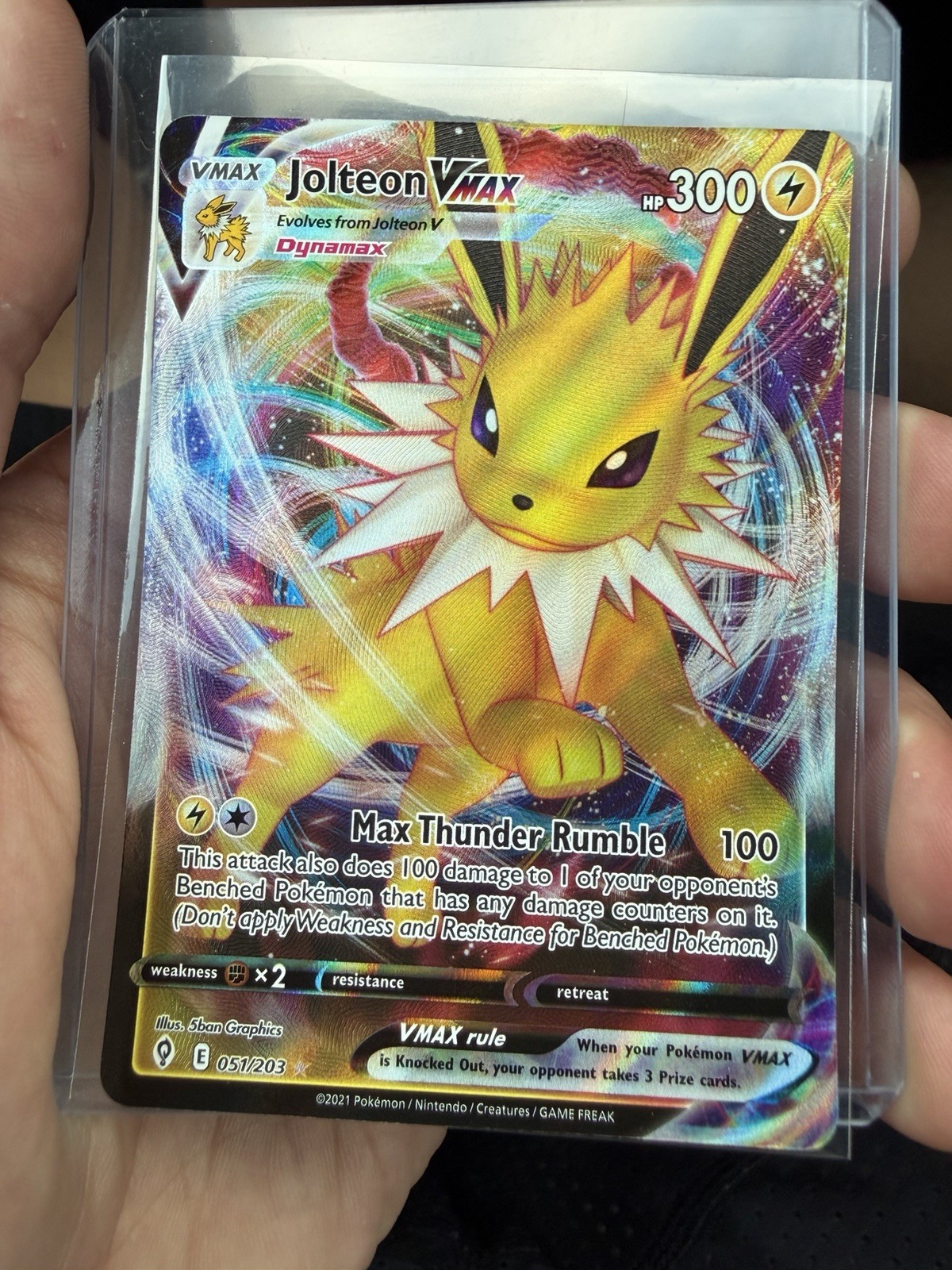 Jolteon VMAX 051/203 Ultra Rare Evolving Skies Pokemon TCG