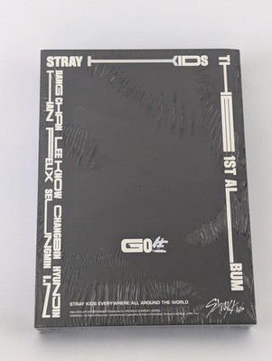 Stray Kids 1st Album Go Live Limited Edition CD OOP Photocard Rare New Sealed