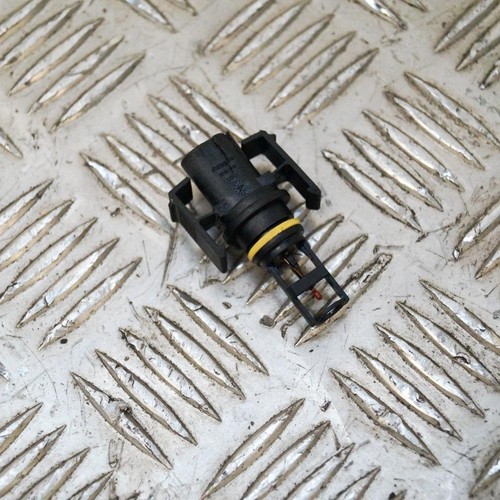 Mercedes-Benz E-Klasse W212 Luftladetemperatursensor A6511530028 1.8 Benzin