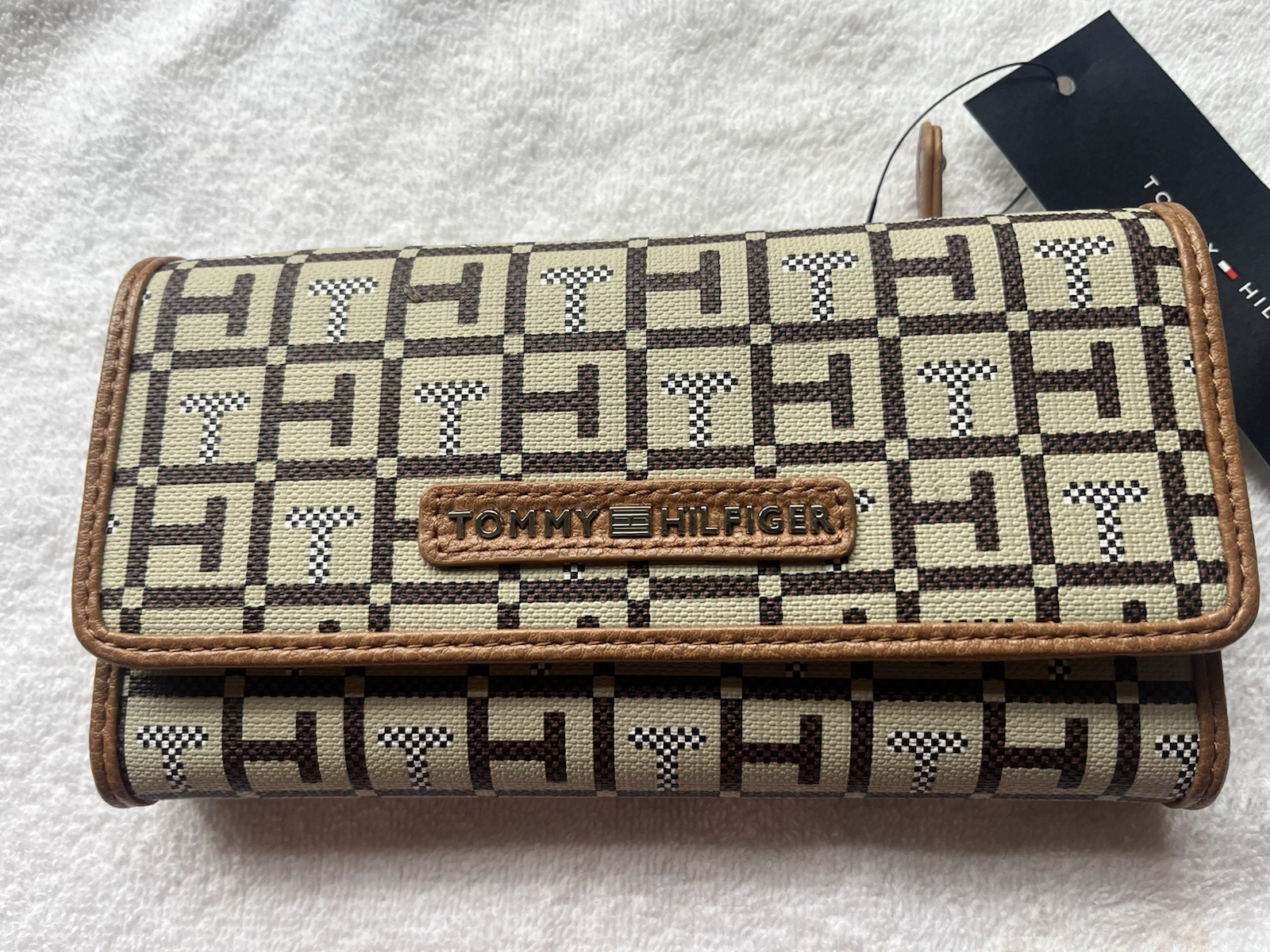Tommy Hilfiger Designer Medium Flap Wallet Mono Beige/Brown Wallet ~ FREE P&P