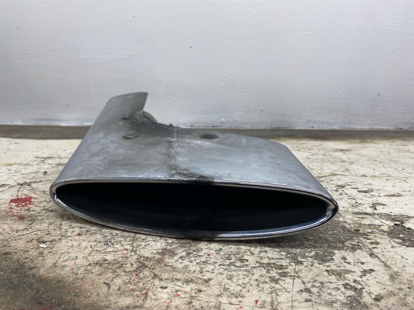 2010-2020 BENTLEY MULSANNE OEM REAR RIGHT EXHAUST MUFFLER PIPE TUBE TIPE END