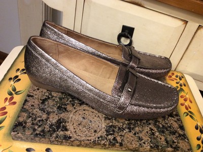 naturalizer flat shoes