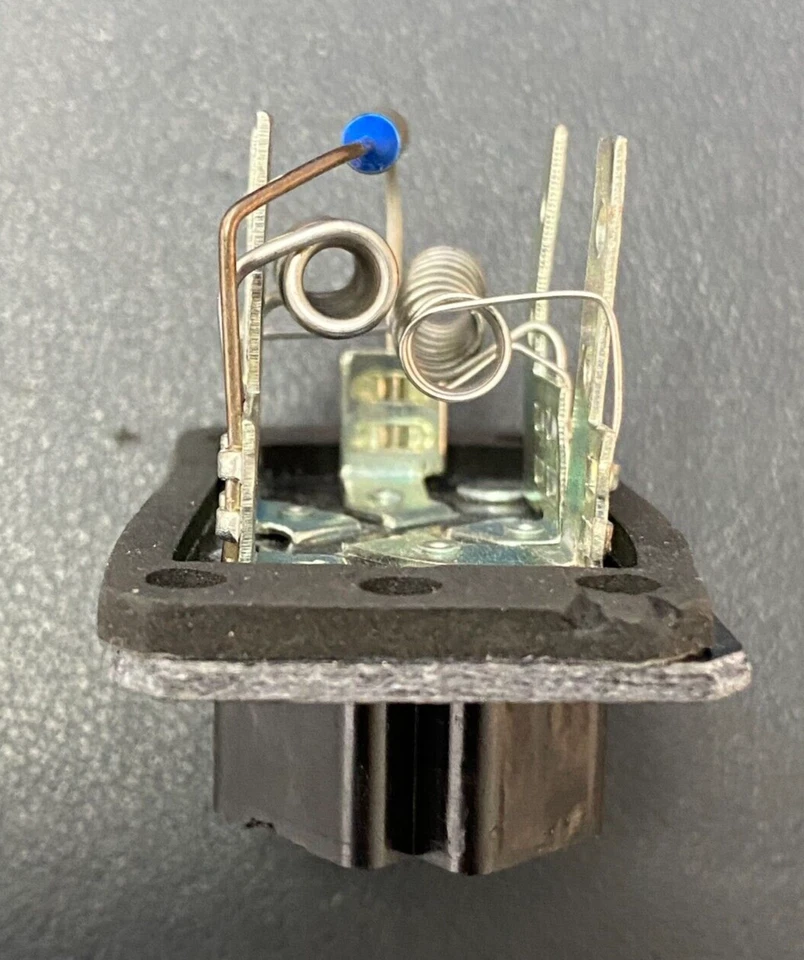 SMP RU443 NOVO RESISTOR DE MOTOR DE SOPRADOR HVAC dianteiro, traseiro - Imagem 2 de 4