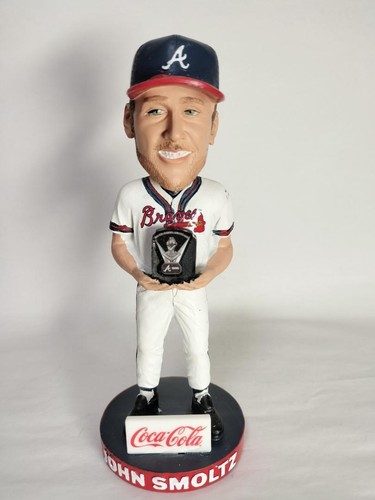 John Smoltz / "Cy Young Award" Bobblehead Doll (Atlanta Braves) - Picture 2 of 9