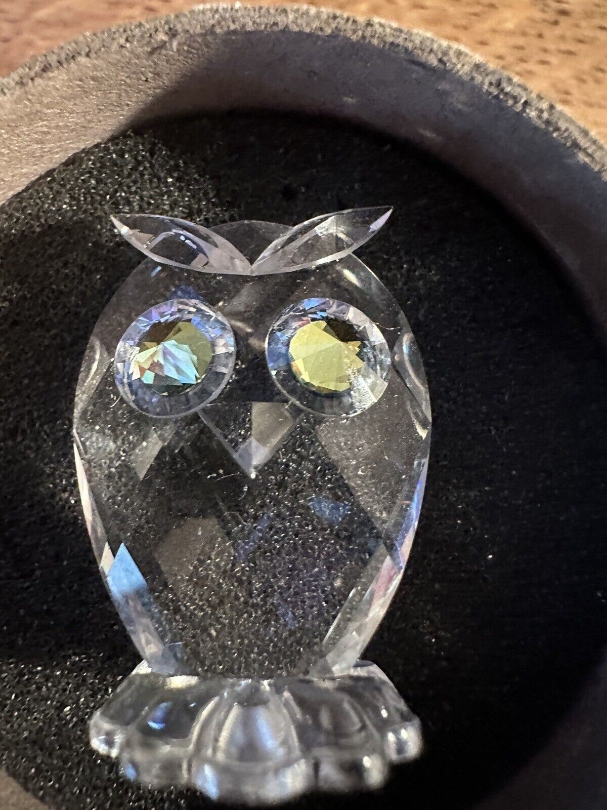 Swarovski Crystal Owl Figurine With Yellow Eyes 7654 w Certificate