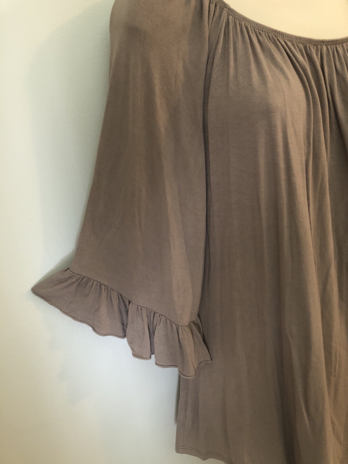 Women’s DRESSIN GAUDY Quarter Sleeve Soft Flowing Tunic Ruffle Bell