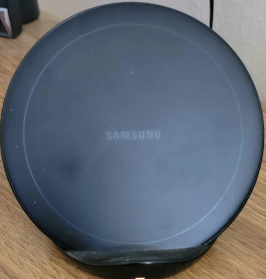Sasung Wireless Charger - Image 2 of 2