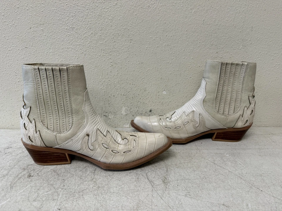 Botas femininas Coconuts By Matisse Milo Western brancas tamanho 8.5 - Imagem 2 de 4