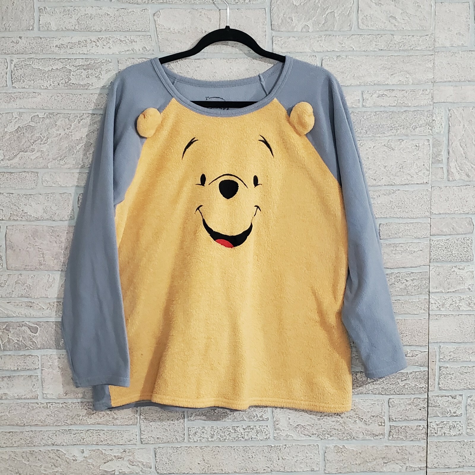 winnie the pooh sweatshirt womens
