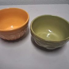 Two Colored Ceramic Bowls Green Yellow California Pantry Great Gatherings