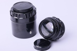 Vintage Jupiter-9 85mm f/2 Portrait Lens M42 Screw Mount USSR