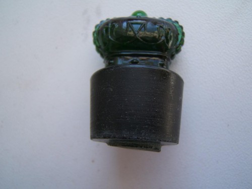 ANTIQUE CROWN BOTTLE STOPPER EMERALD or DEEP FOREST GREEN VERY NICE - Picture 5 of 9