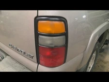 Passenger Right Tail Light Fits 04-06 SUBURBAN 1500 682248