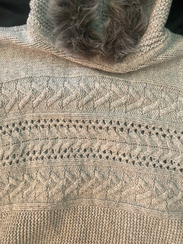 Gap Kids Sweater Poncho in gray with Faux Fur lined hood sz XL - Picture 8 of 10