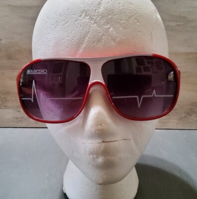 Jo Jo Electro Dj Mix Dance Sunglasses and Case Red White