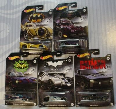 Hot Wheels バットマン Amazon.com: Hot Wheels Batman 2022 Batmobile Complete Bundle of 5