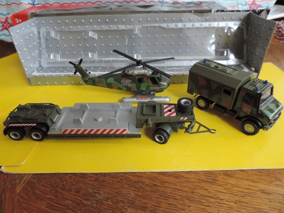 Cararama Mercedes Unimog militaire - Photo 3/4