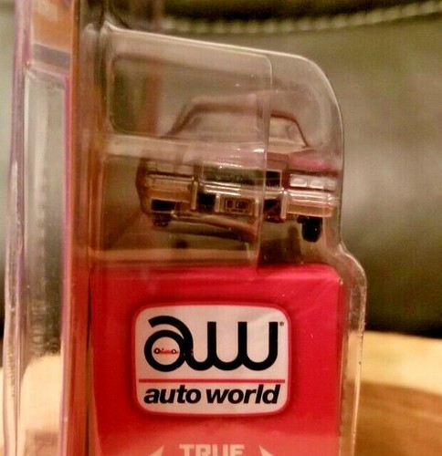 Auto World 1976 Cadillac cupé DeVille 1:64 coche diecast personalizado Lowriders MiJo - Imagen 6 de 6