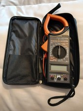 Digital Clamp Multimeter DT266 With Digital Display And Test Leads 