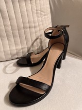 STUART WEITZMAN Shoes Size: 36 US 5 Color: black Leather