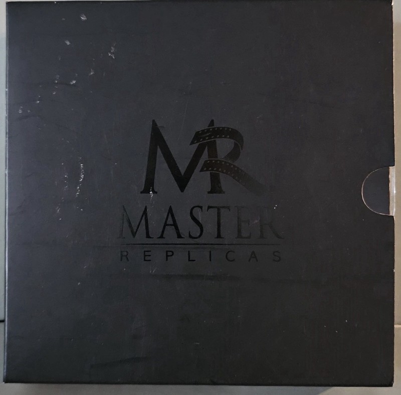 MASTER REPLICA STAR WARS COLLECTORS SOCIETY SW-401 MACE WINDU .45 LIGHTSABER