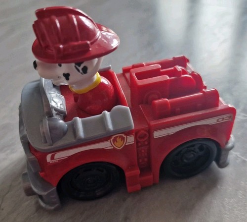 Marshall Action Figure Paw Patrol Fire TruckEngine Spin Master SML - Imagen 7 de 8