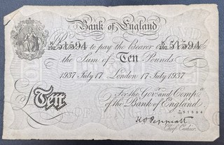 10 Pfund Banknote („White Note“) der Bank of England aus der Vorkriegszeit.
