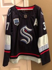 #37 Gourde Seattle Kraken Authentic Adidas Inaugural 2021-22 Jersey Men’s Sz 50