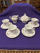 Trisa Porcelain Cherubs Tea Set Sugar Bowl, Creamer And 4 Cups/saucers Angelica
