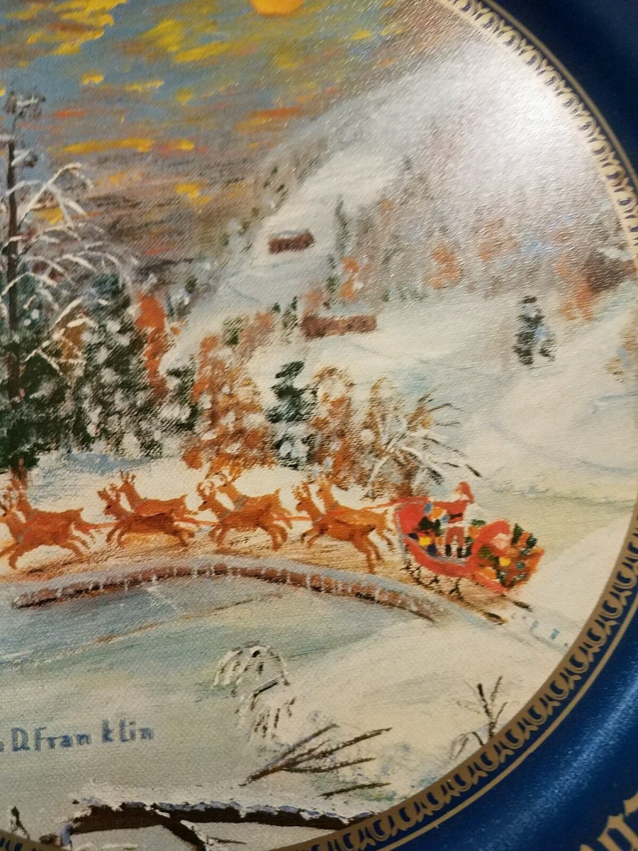 Vintage Christmas Tin Plate Arrival of Santa Claus 1975 Coated
