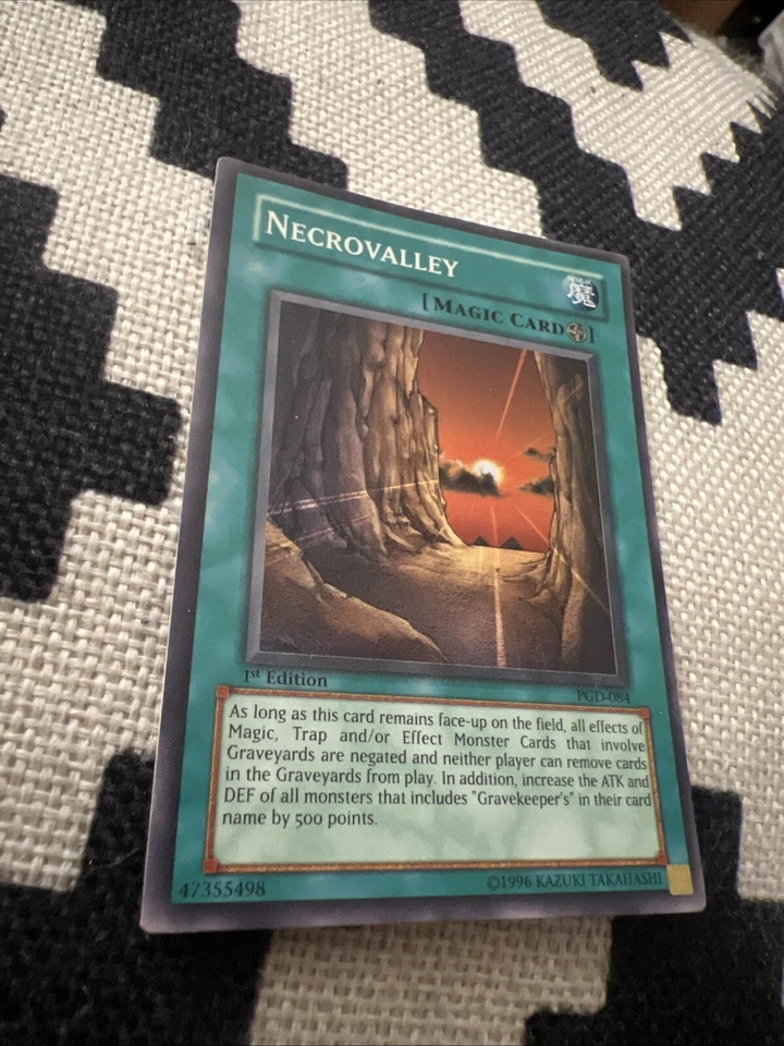 Necrovalley PGD-084 1st Edition Super Rare - Pharaonic Guardian - Holo NM - Image 2 of 4