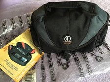 Tamrac 5522 Adventure Video Digital/Video Bag  GRAY/BLACK 