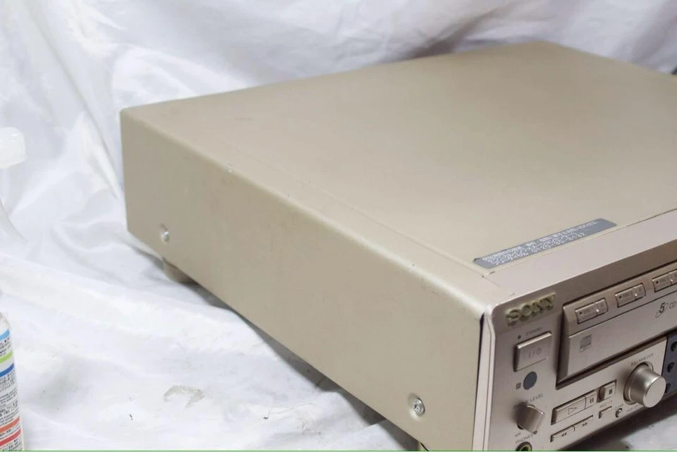 SONY MXD-D5C Cambiador de 5 CD MiniDisc Reproductor MD Cubierta Integrada AC100V 50Hz/60Hz Foto 4 de 4