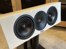 Revel Concerta2 C25 Center Channel Speaker; Gloss White With Stand! Nice!!