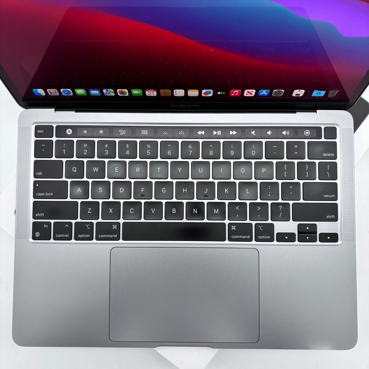 Apple 2020 MacBook Pro 13 Apple 2020 MacBook Pro 13