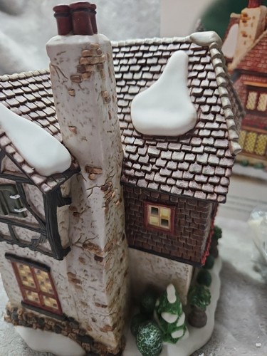 Department 56 Dickens Village Belle's House 56.58512 A Christmas Carol - Picture 8 of 16